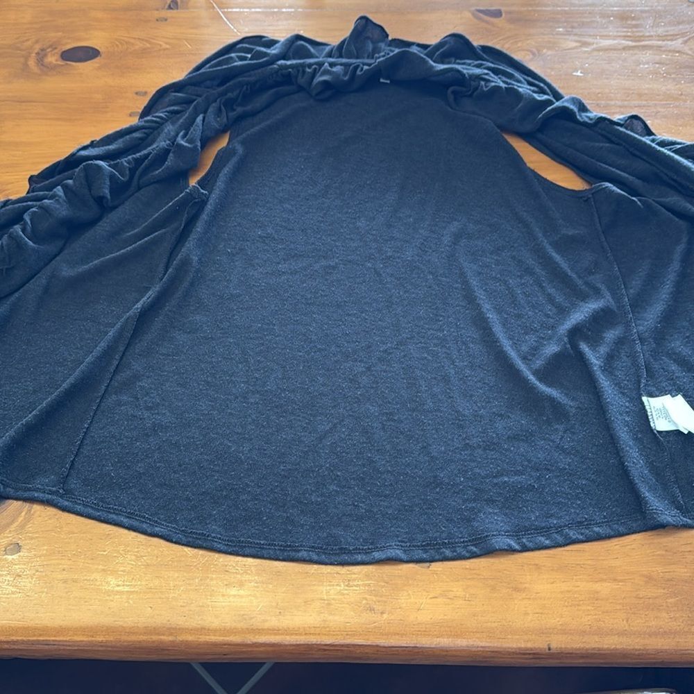 Charming Charlie Ruffle vest - Picture 6 of 11